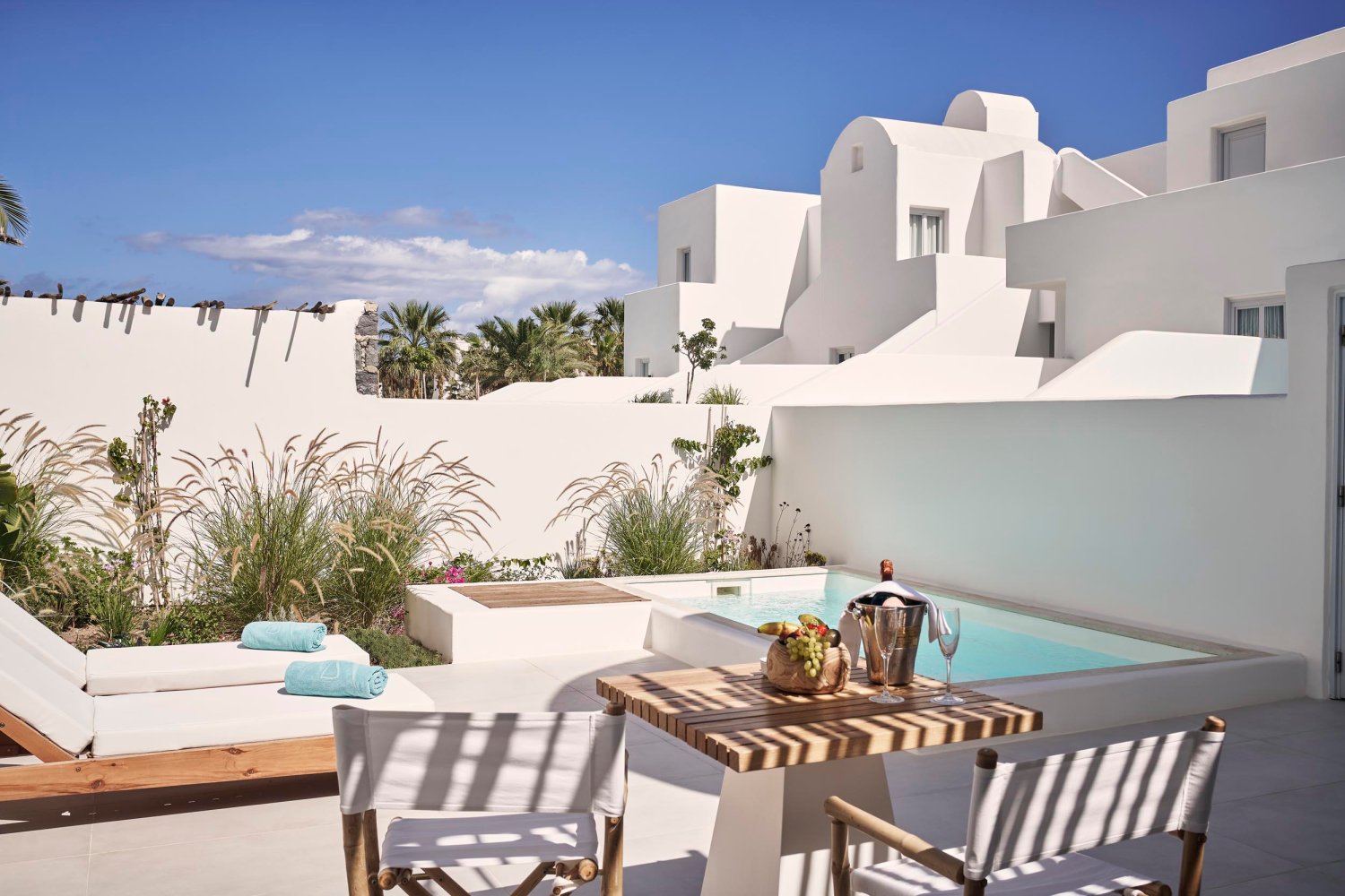 Nikki Beach Santorini - Private pool and seating area