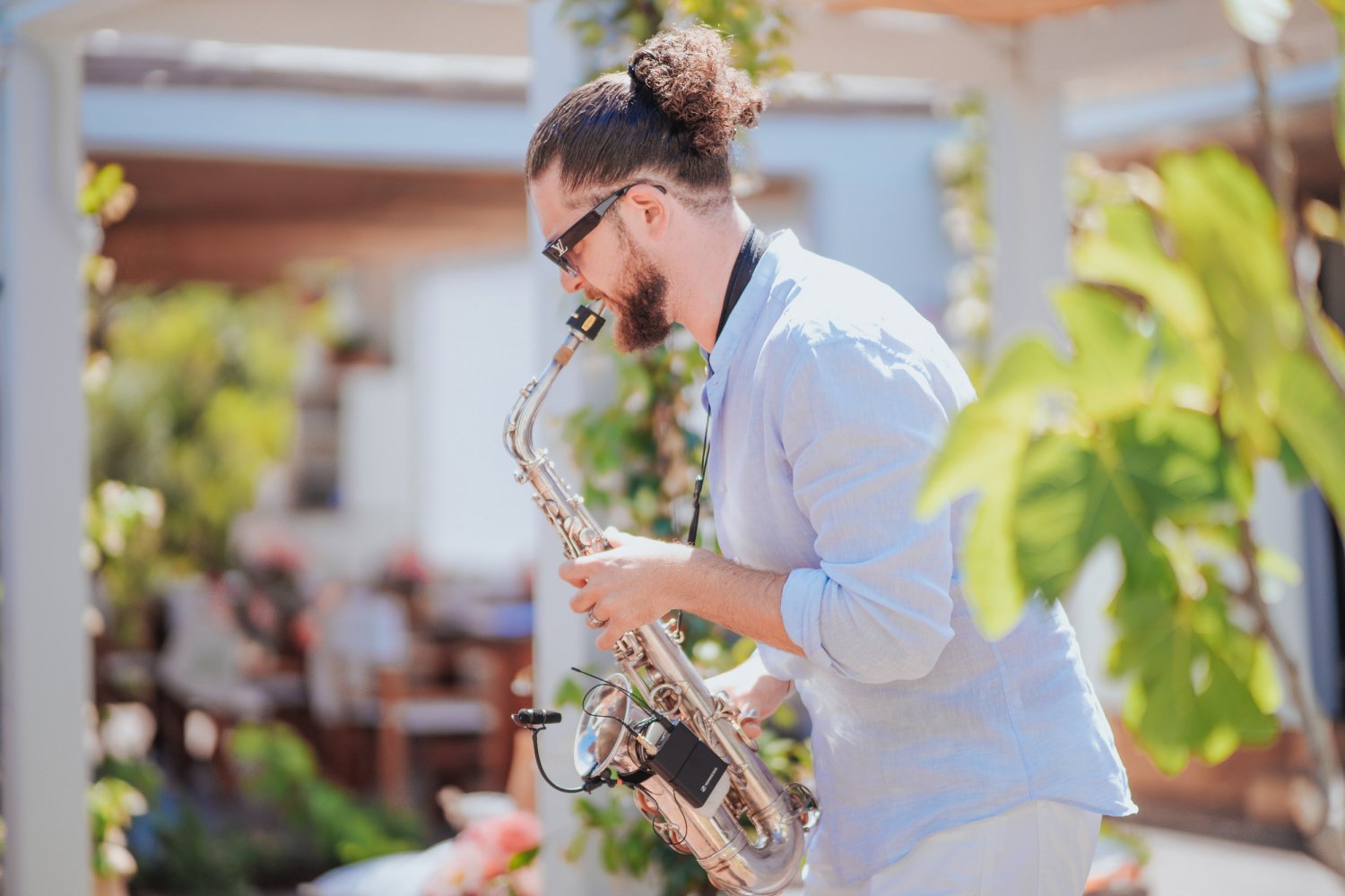 Man playing the saxophone