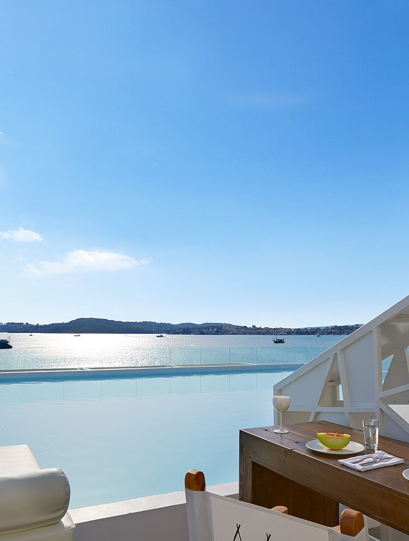 luxx suite balcony with sea view