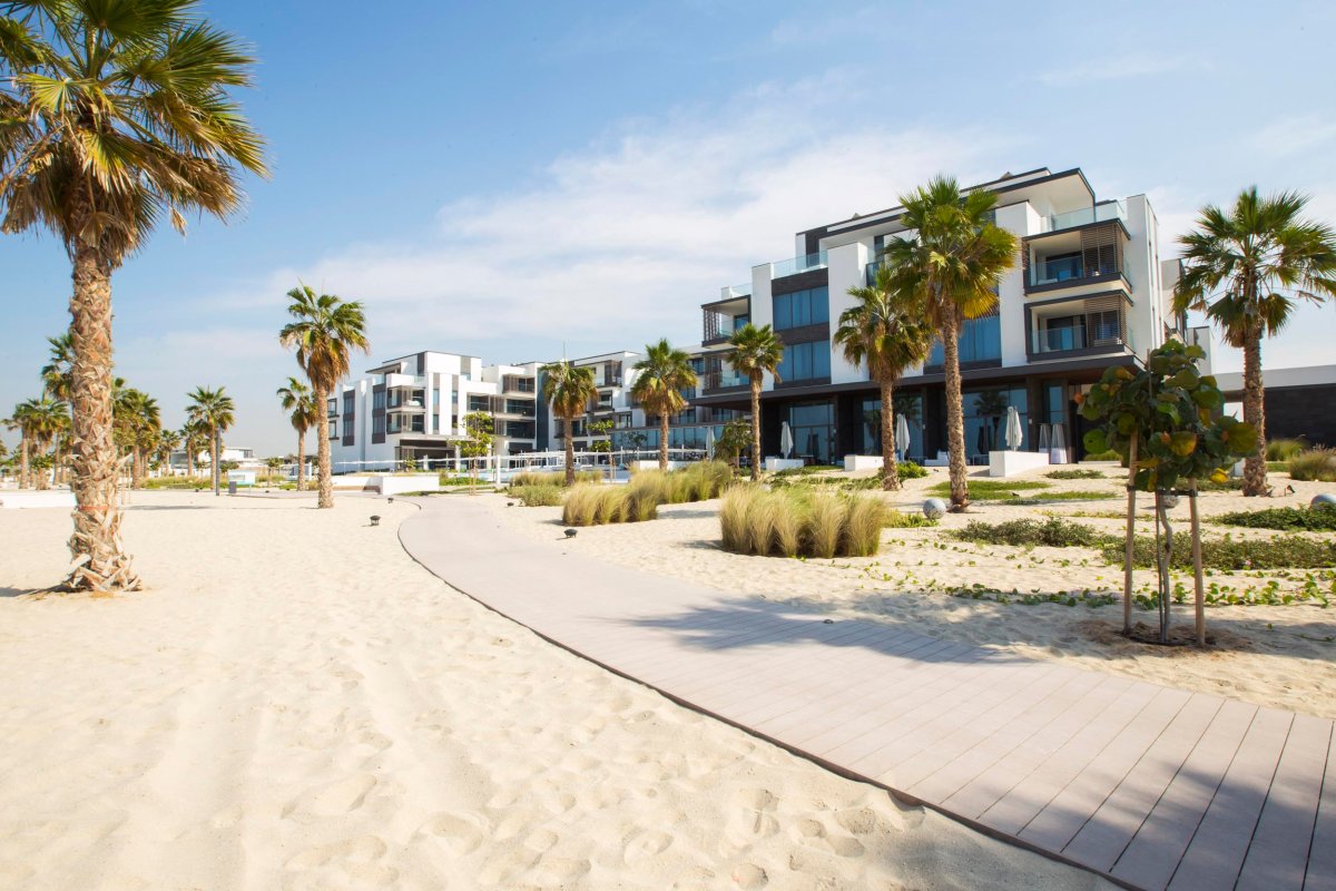 A walk way along the beach leading to Nikki Spa