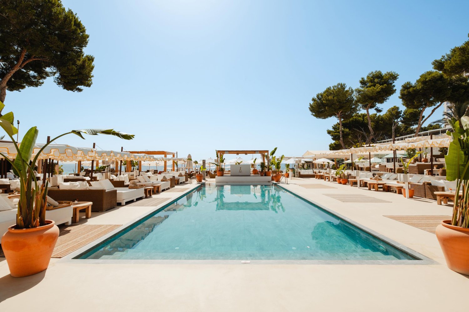 Nikki Beach Mallorca - Pool area