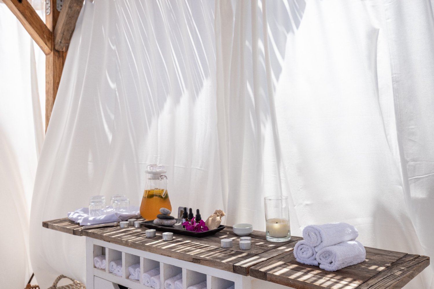 Santorini_spa